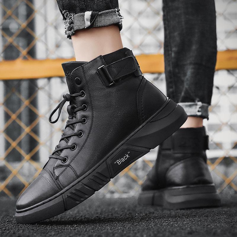 Męskie sneakersy typu high-top z klasycznym sznurowaniem i modnym akcentem | N&W - 2