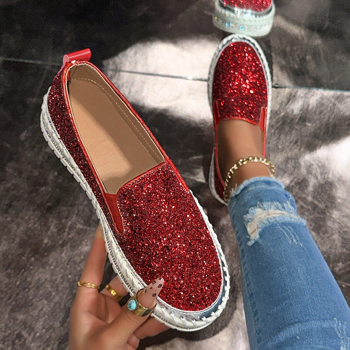 Damskie buty Slip-On z brokatowymi detalami | N&W - 7 - Nowa-aura
