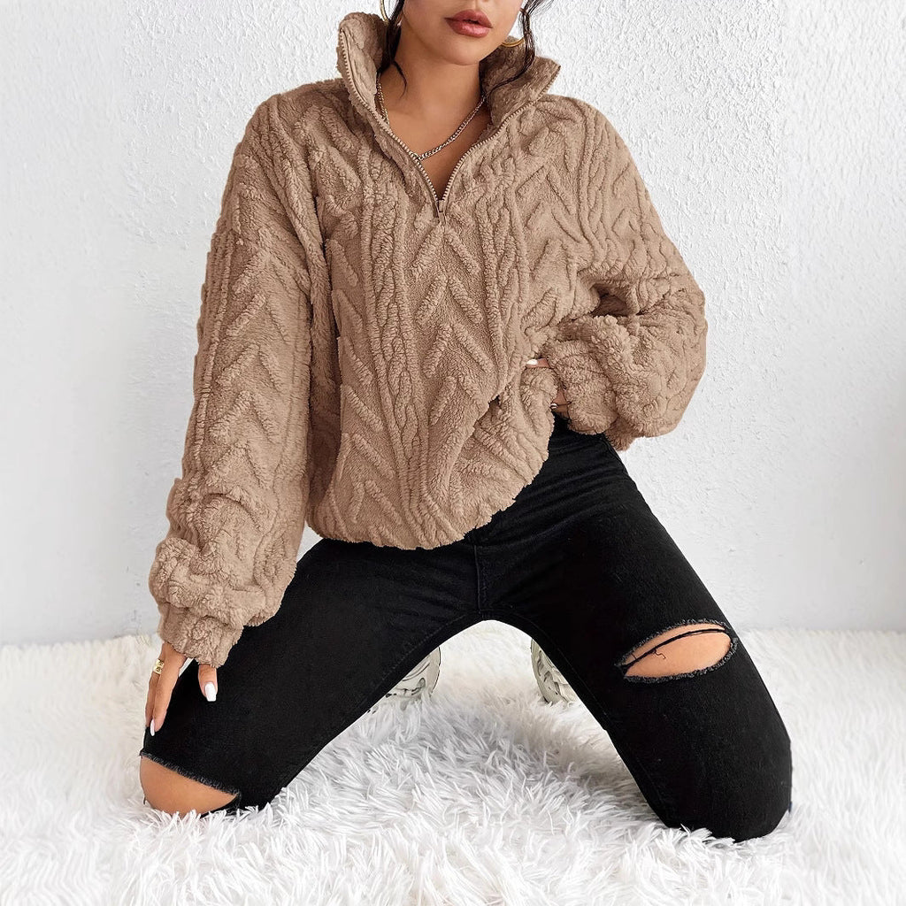 Pullover Damski z Wysokim Kołnierzem i Warkoczowym Wzorem | K&M - 5 - Krawczykmoda